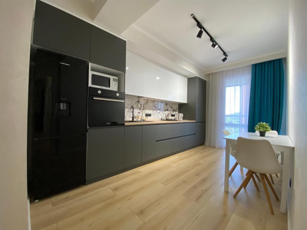 Apartament Lux Chisinau Exterior foto